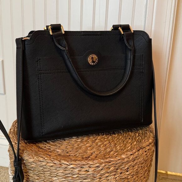 Steve Madden Handbags - Steve Madden Elegant Black Handbag - Great Condition